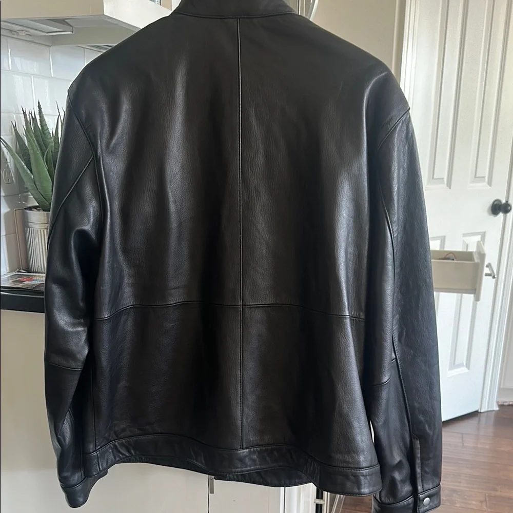 NWT Men’s Jos A Banks Leather jacket - Picture 2 of 4